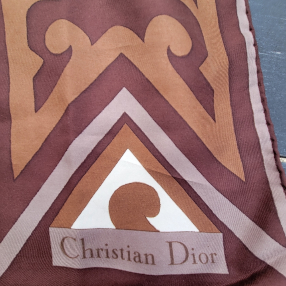 Vintage Christian Dior Brown &Tan Geometric Scarf Handrolled Edges 80s-90s - Picture 5 of 15